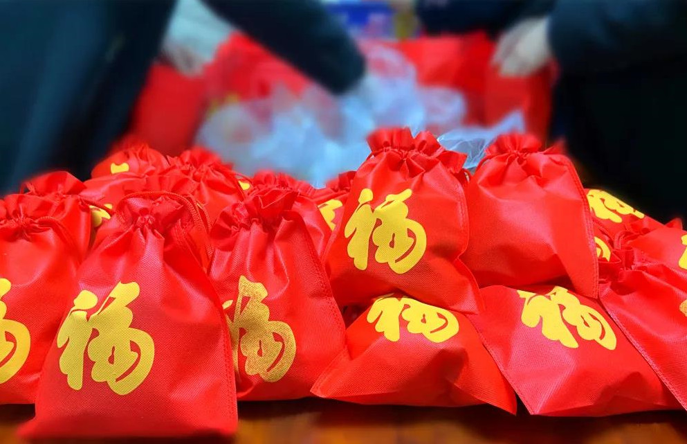 新春慰問 | 助力防疫，過別樣年！